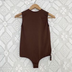 SKIMS ESSENTIAL CREW NECK SLEEVELESS Thong BODYSUIT - Cocoa L/XL